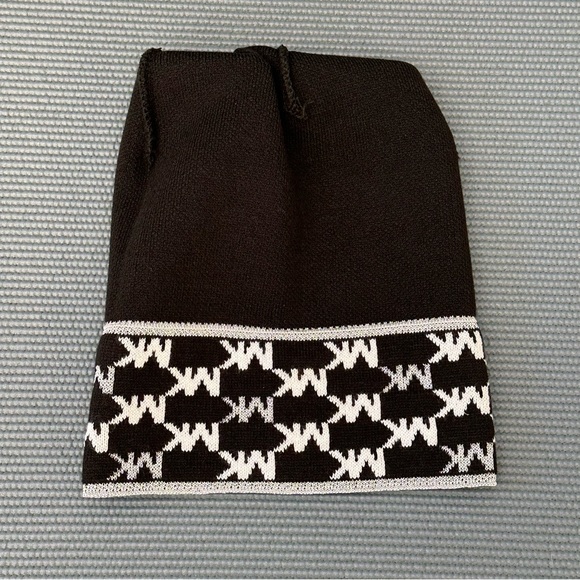 Michael Michael Kors Womens Knit Cuffed Winter Beanie Hat 539330C Black Multi OS - Picture 15 of 15